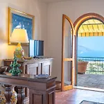 La Casa Di Angelo * 陶尔米纳
